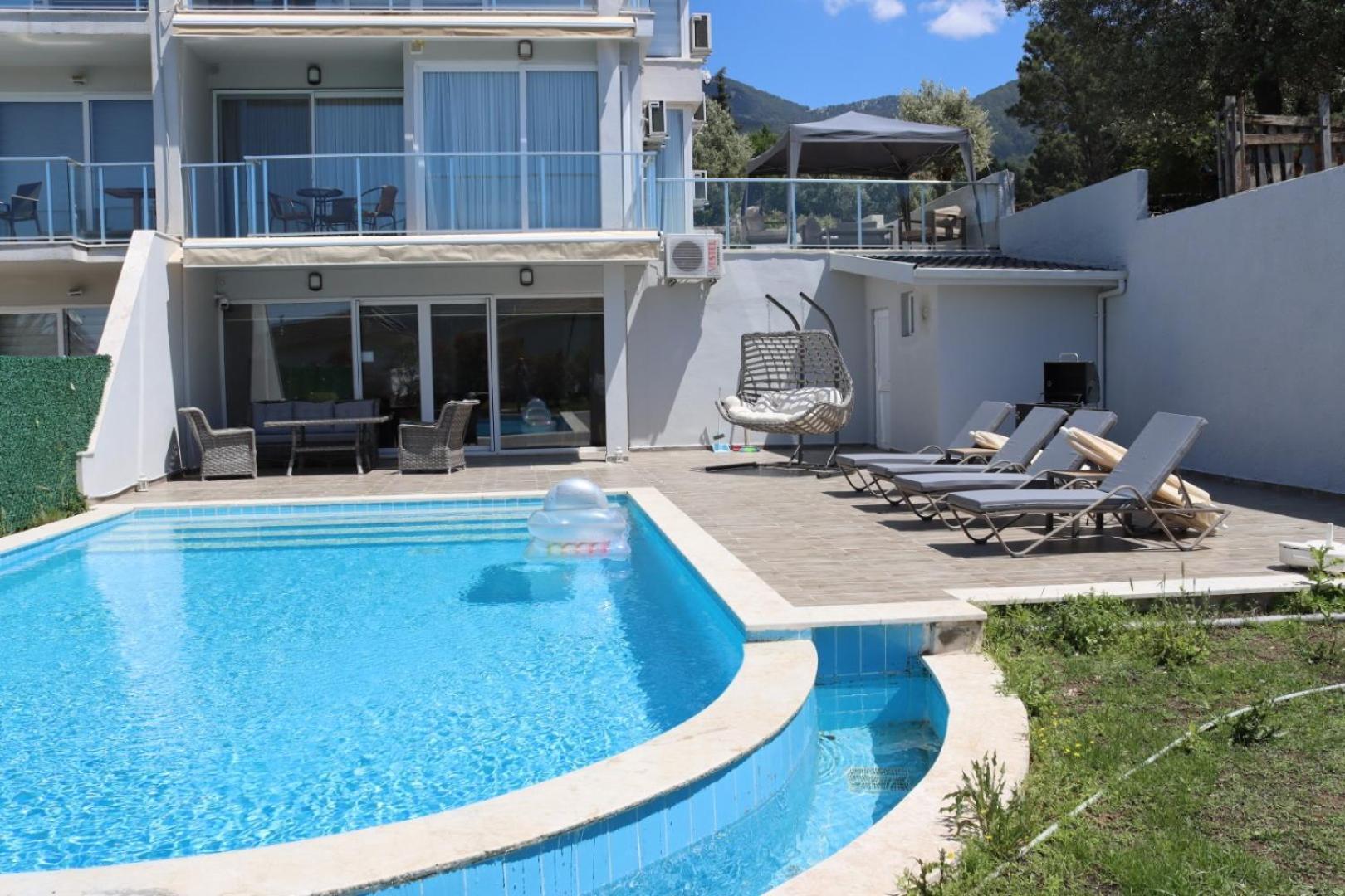 Vacation Home With Private Pool, Fethiye, Oludeniz Cedit Exteriör bild